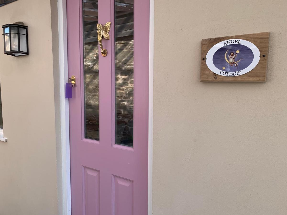 Cottage With Outstanding Views Velindre  Luaran gambar